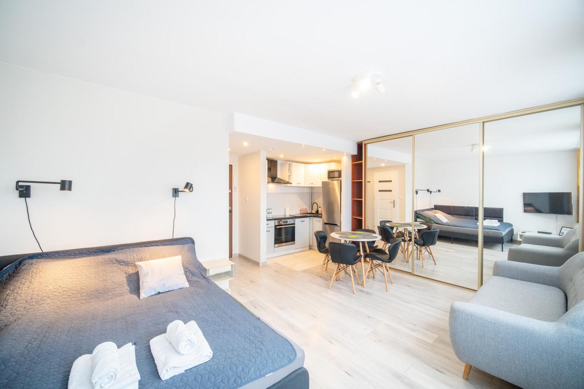 Apartment Kawalerka Sloneczna W Centrum